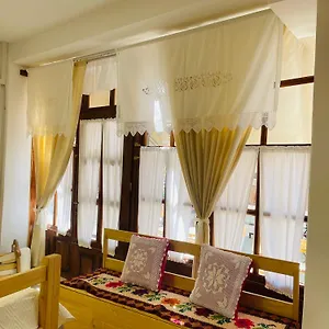  Guest house Medieval